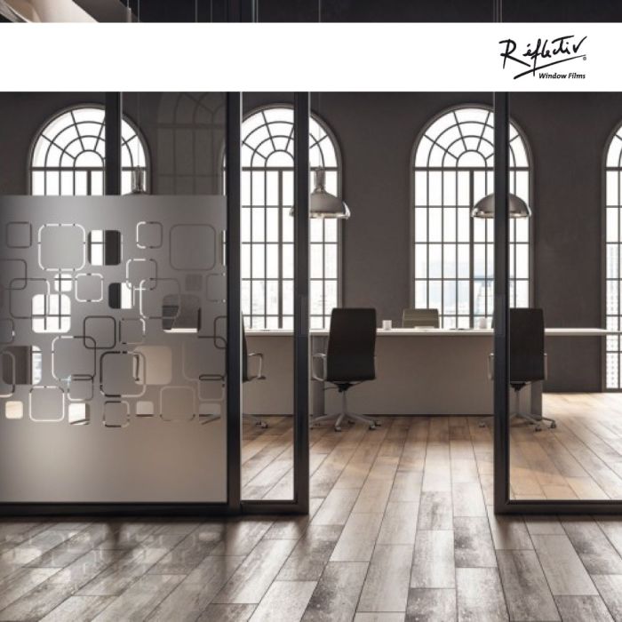 Reflectiv INT 468 Carrés Géometrique Largeur 152cm